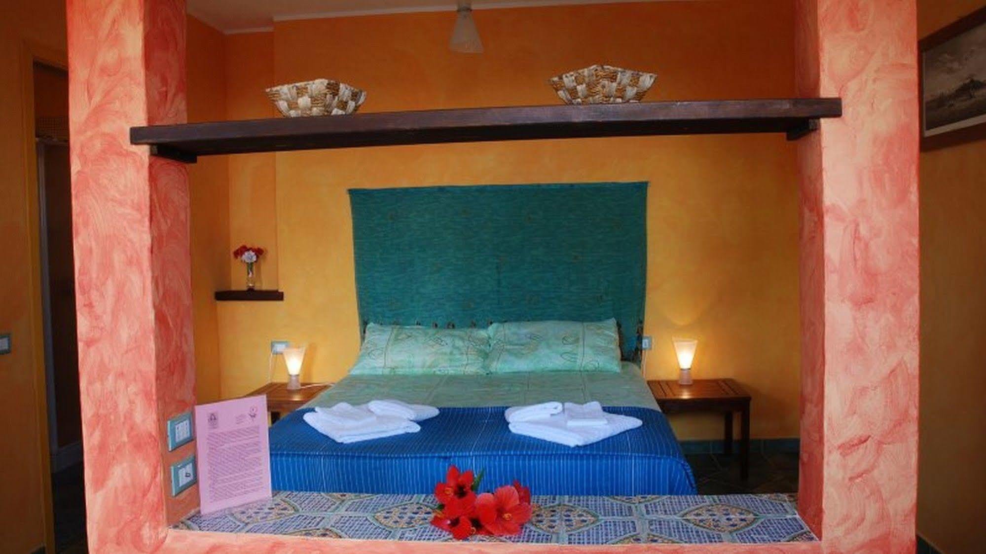 Hotel Clelia Isola di Ustica Luaran gambar