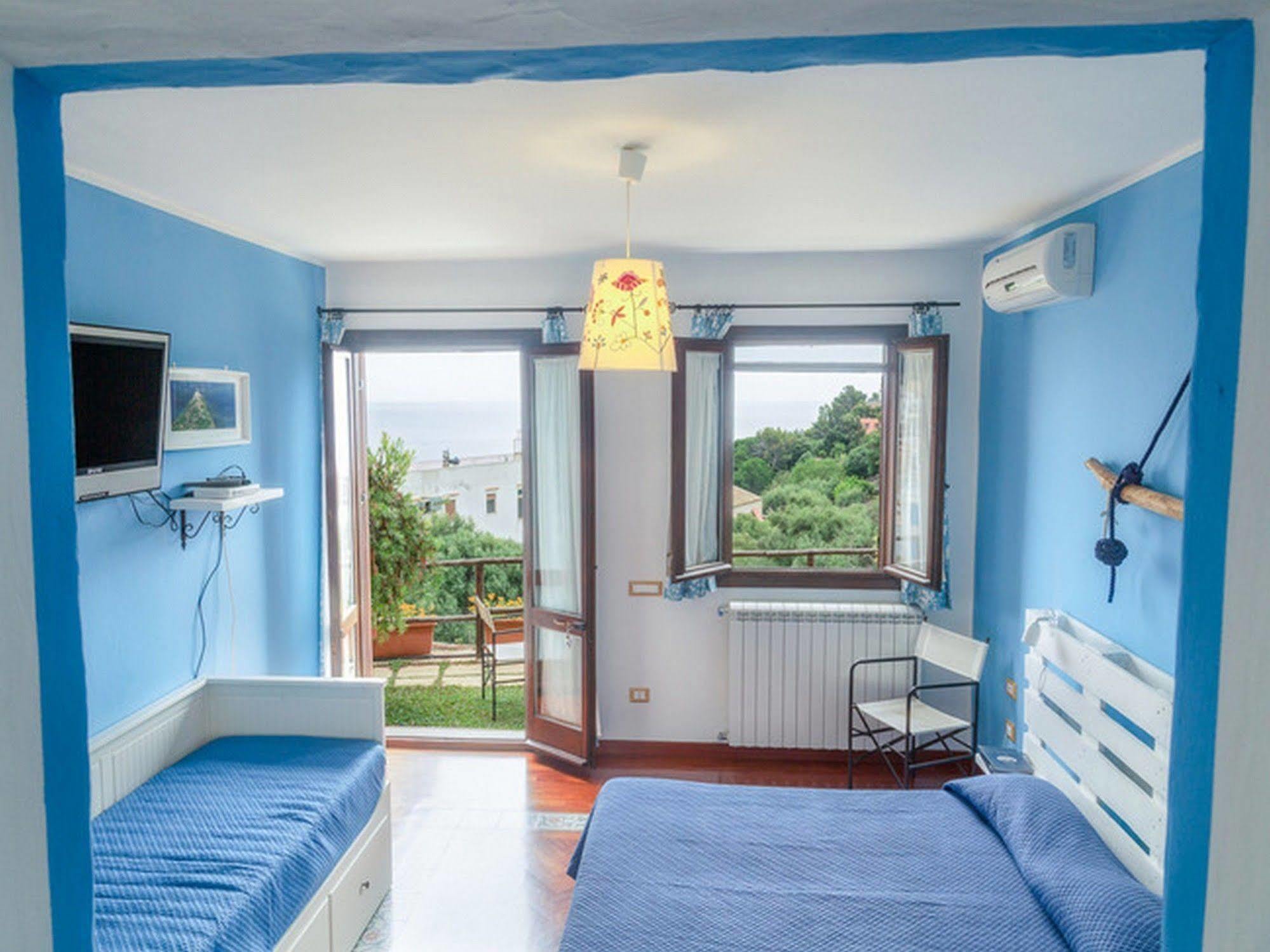 Hotel Clelia Isola di Ustica Luaran gambar