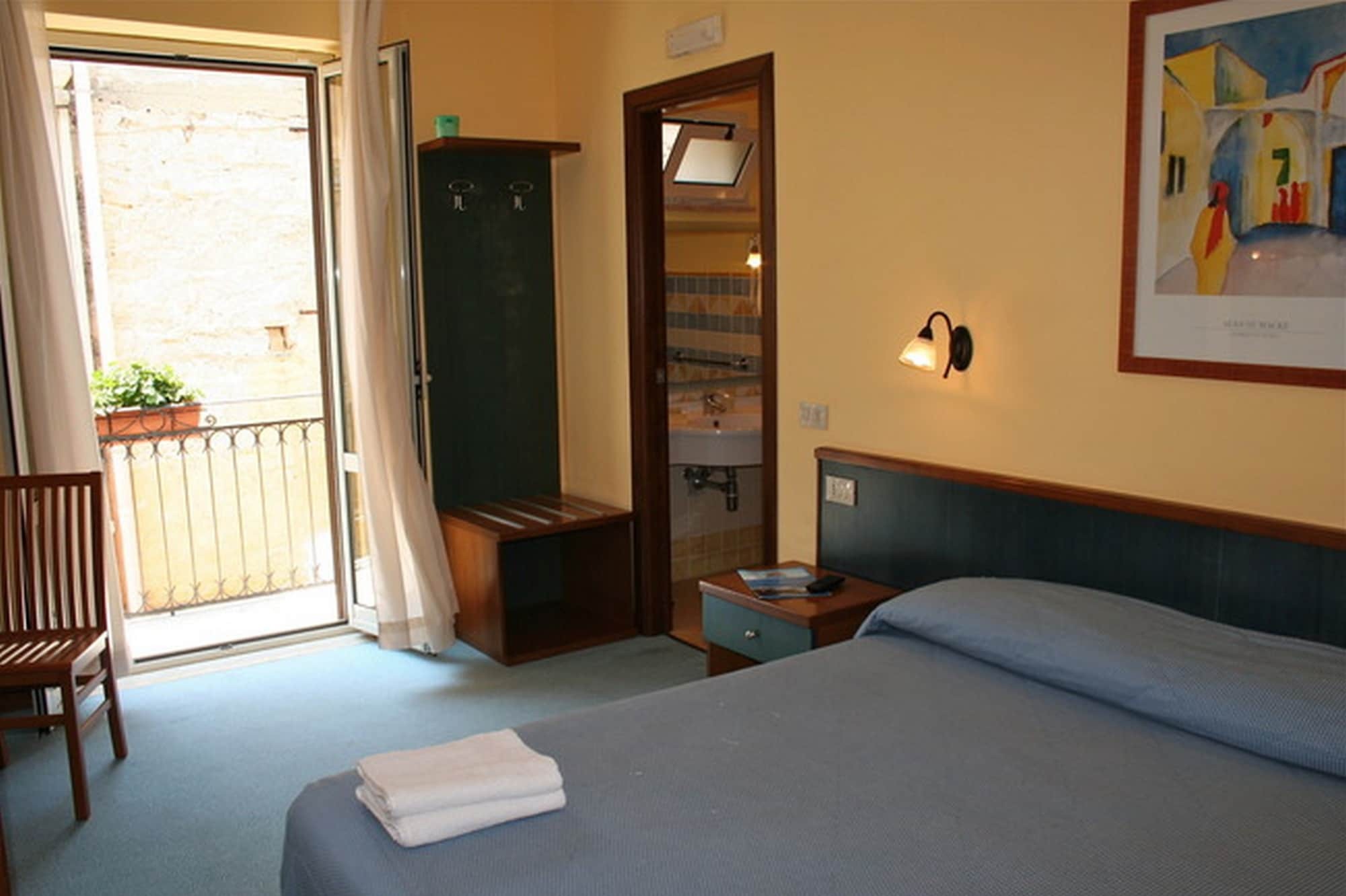 Hotel Clelia Isola di Ustica Luaran gambar